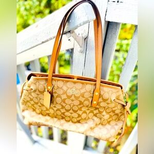 BRAND NEW COACH BAG